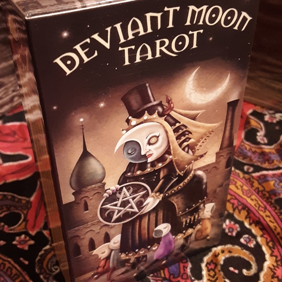 Deviant Moon Tarot complete 78 card deck - Picture 1 of 4